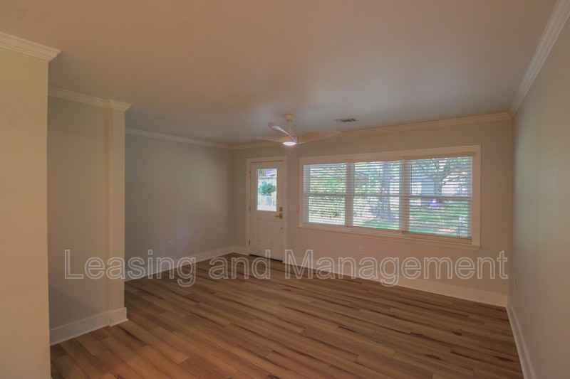 1757 Skinner Ave #B - Photo 4 of 20