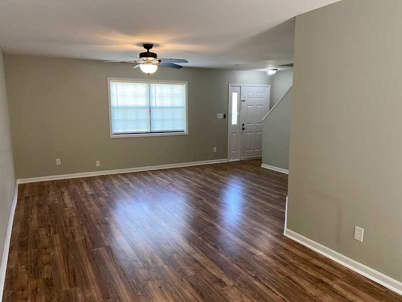 448 Oakland Rd #1 - Photo 6 of 21
