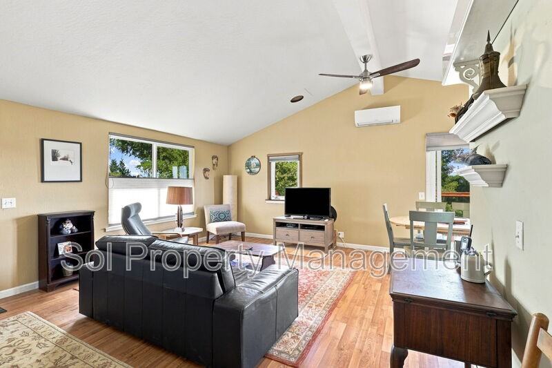 140 Spaten Way - Photo 3 of 40