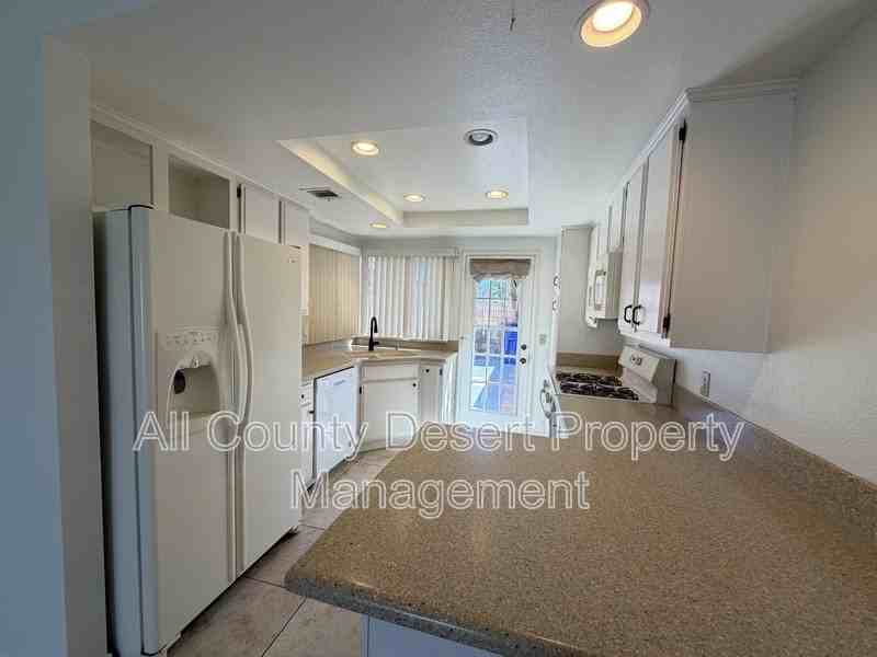 82092 Cochran Dr - Photo 3 of 22