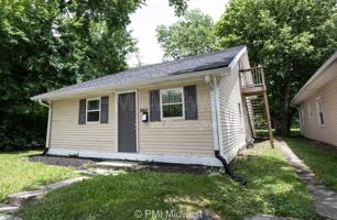 featured image of 3165 Station St #B