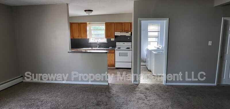 1007 Fairview Rd Apt D - Photo 3 of 5