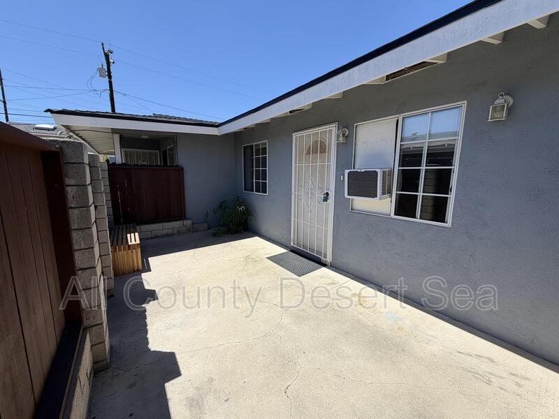 1015 England St #B - Photo 2 of 13