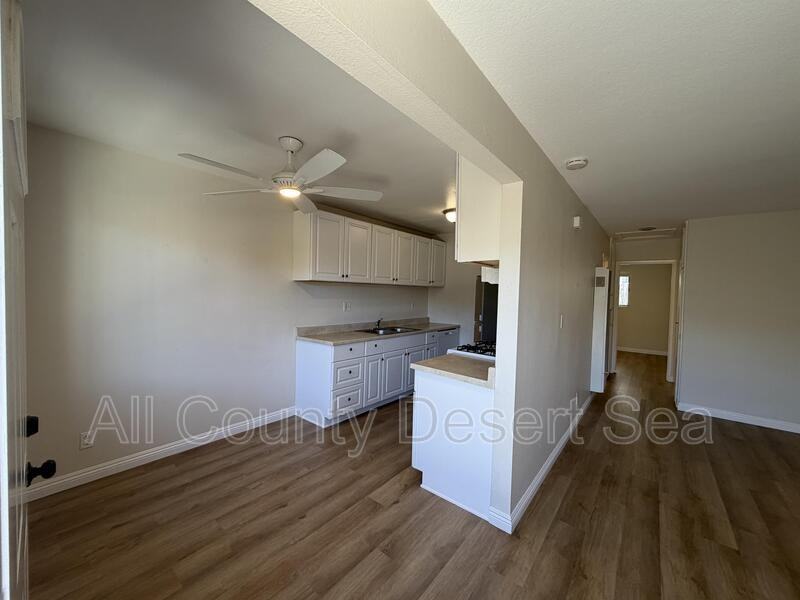 1015 England St #B - Photo 5 of 13