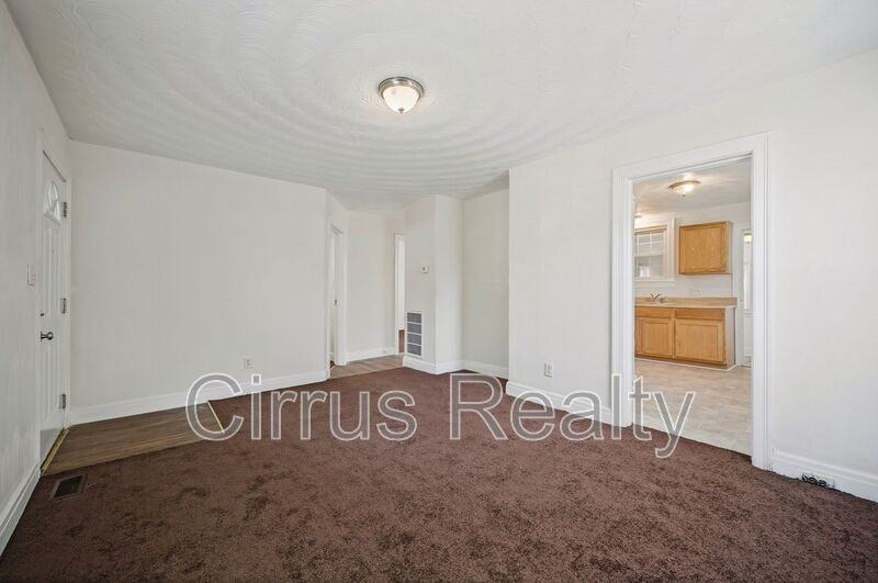 428 Melville Rd - Photo 7 of 36