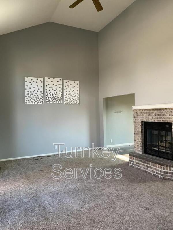 15423 Stoney Brook Blvd - Photo 3 of 19
