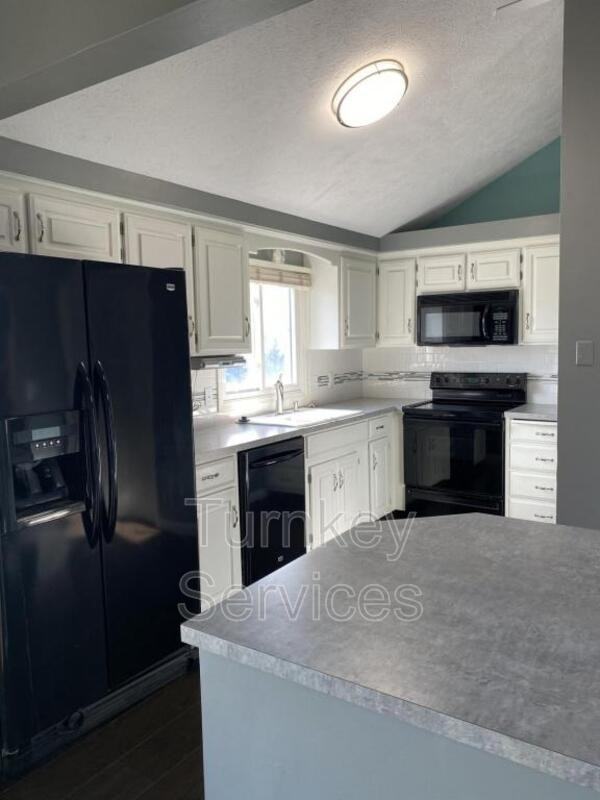 15423 Stoney Brook Blvd - Photo 5 of 19