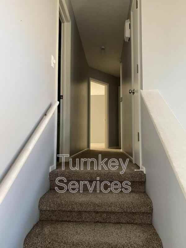 15423 Stoney Brook Blvd - Photo 7 of 19