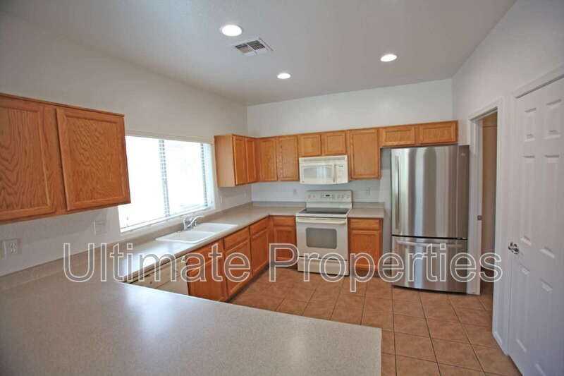 13849 W Maui Ln - Photo 3 of 11