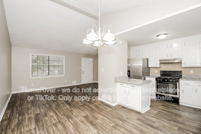 191 Aaron Ct - Photo 5 of 19