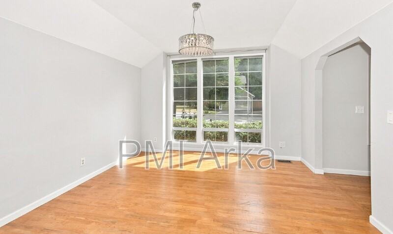 23408 Ne 29th Pl - Photo 4 of 15