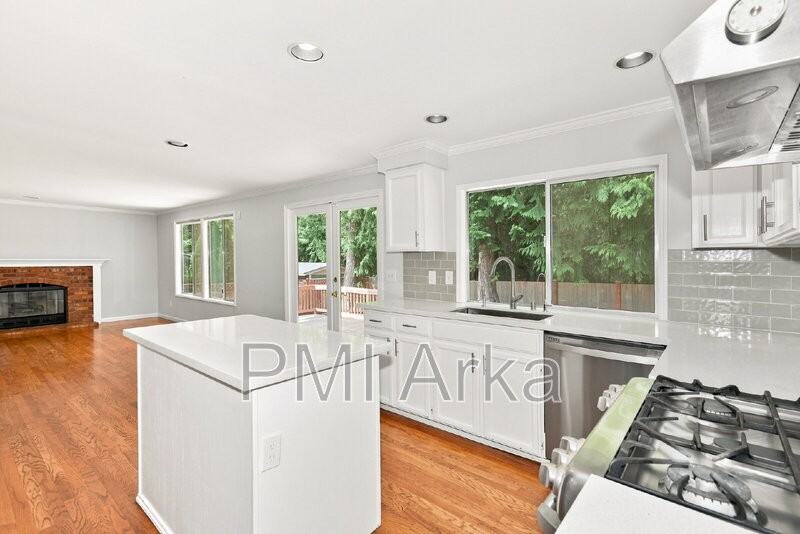 23408 Ne 29th Pl - Photo 6 of 15