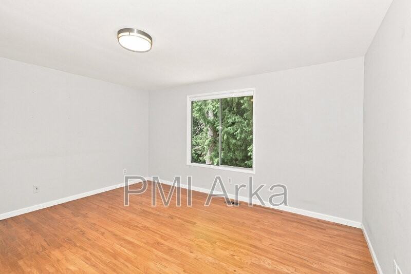 23408 Ne 29th Pl - Photo 7 of 15
