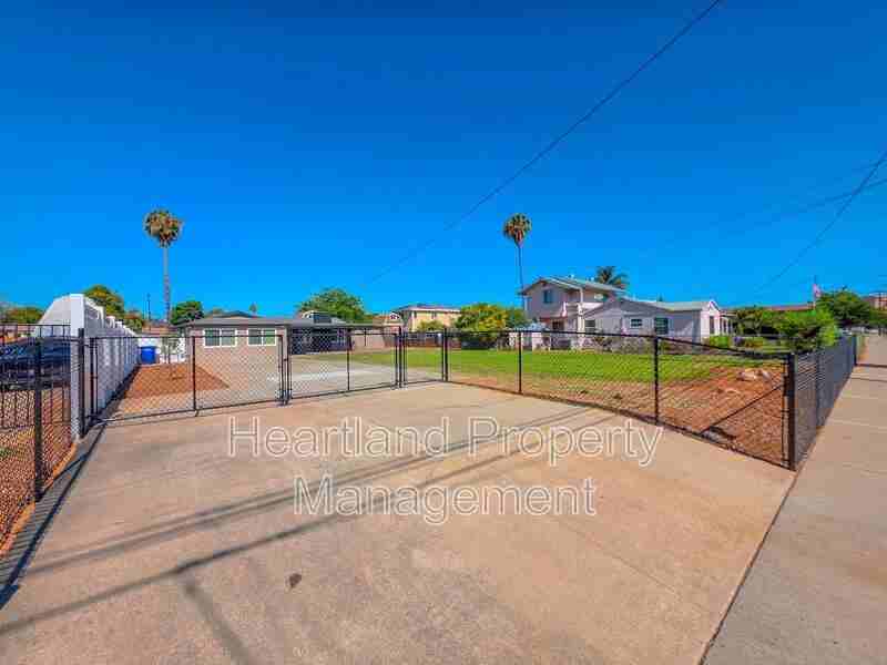 640 Claydelle Ave - Photo 2 of 21
