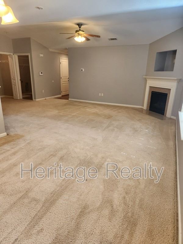 6515 Airtree Ln - Photo 2 of 16