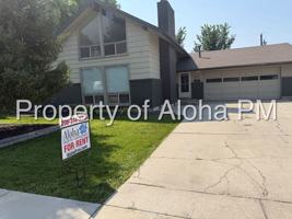 featured image of 7303 W Hummel Dr