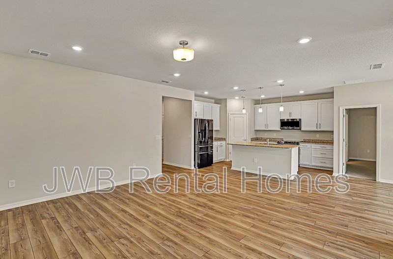 14657 Spring Light Cir - Photo 6 of 22