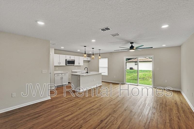 9144 9th Ave - Photo 7 of 22