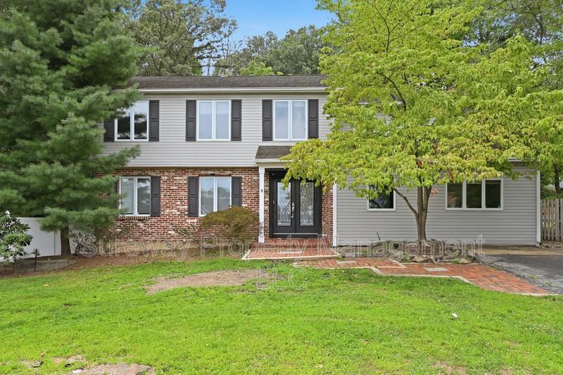 342 Quaker Rd - Photo 2 of 25