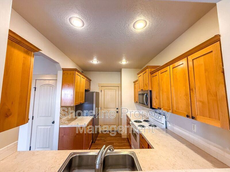 5269 W Morris Hill Rd - Photo 5 of 31