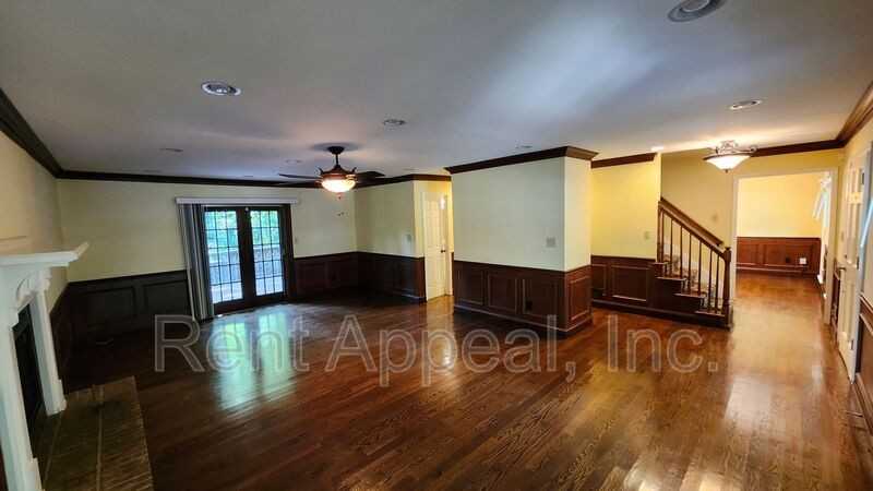 310 Milesford Ct - Photo 6 of 20