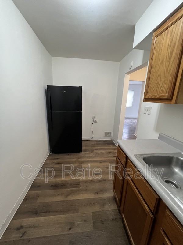 94 N Hampton Rd - Photo 5 of 10