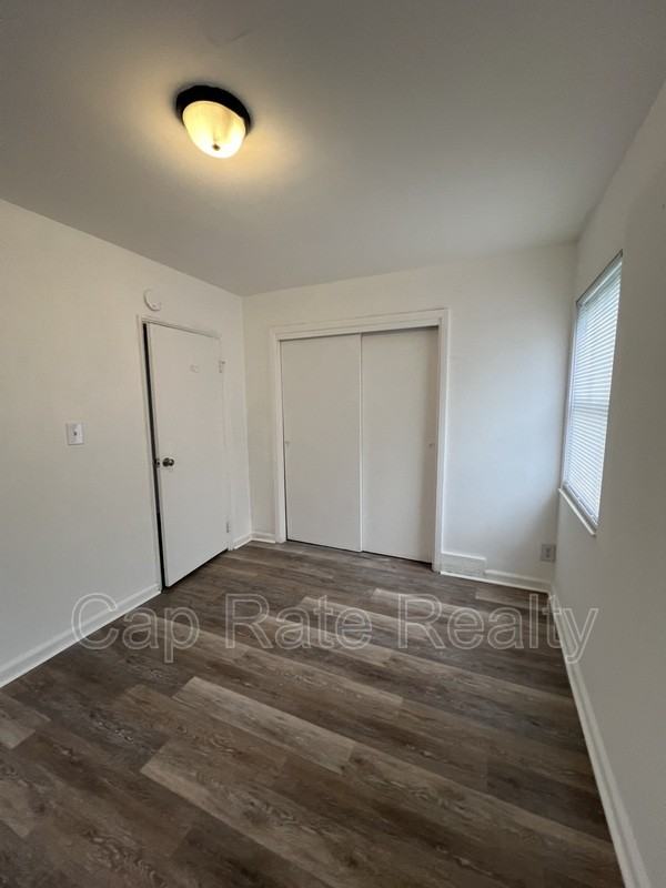94 N Hampton Rd - Photo 6 of 10
