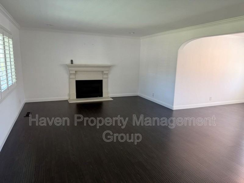 7420 Hansen Dr - Photo 7 of 21