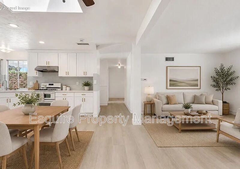 906 Granby St - Photo 3 of 34
