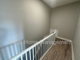 featured image of 701 Walnut St #3