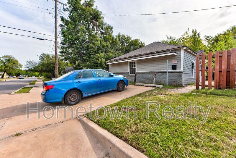1801 E Madison St - Photo 2 of 35