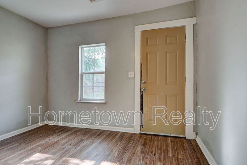 1801 E Madison St - Photo 5 of 35