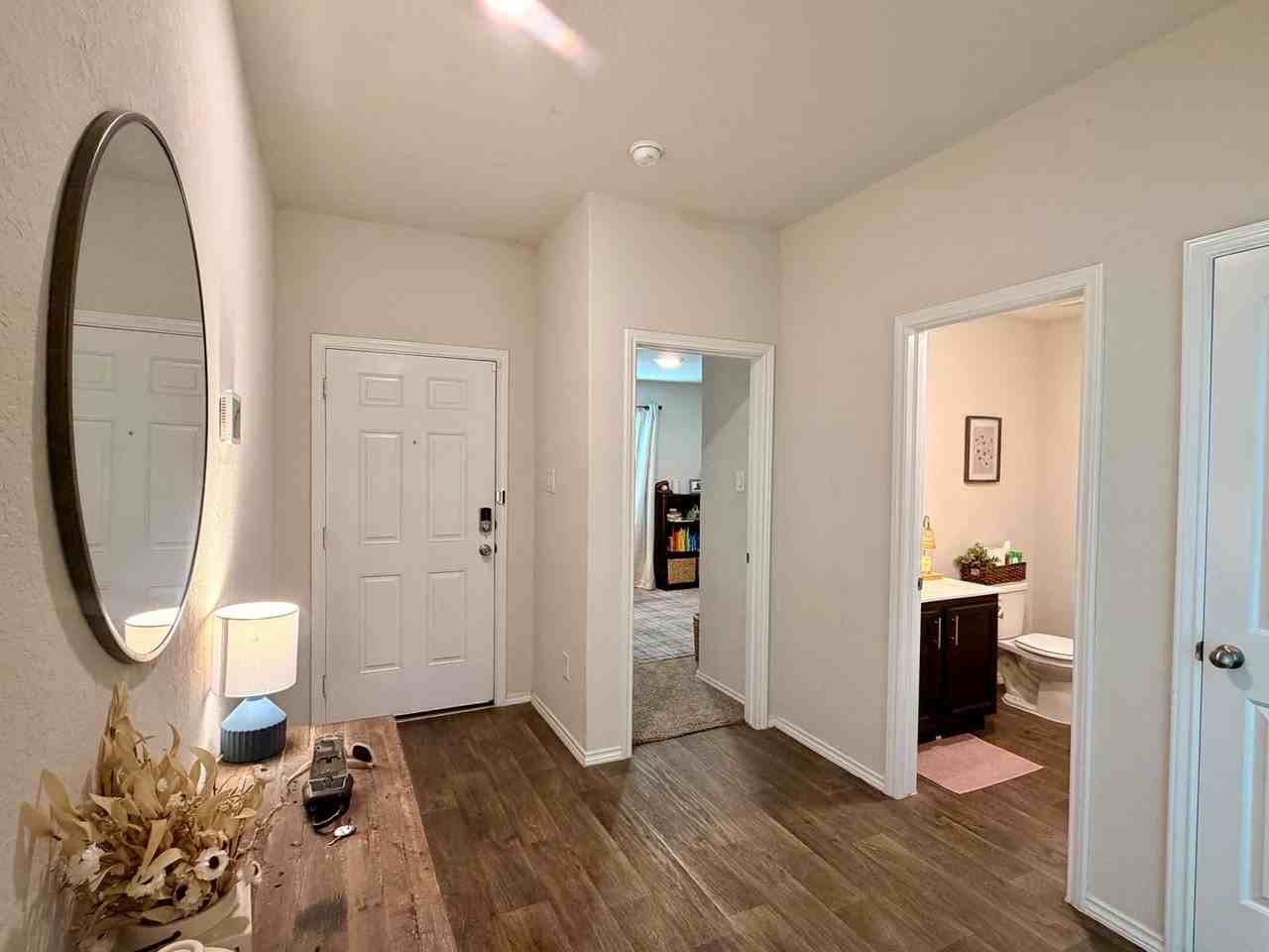 220 Moonrise Dr - Photo 3 of 21