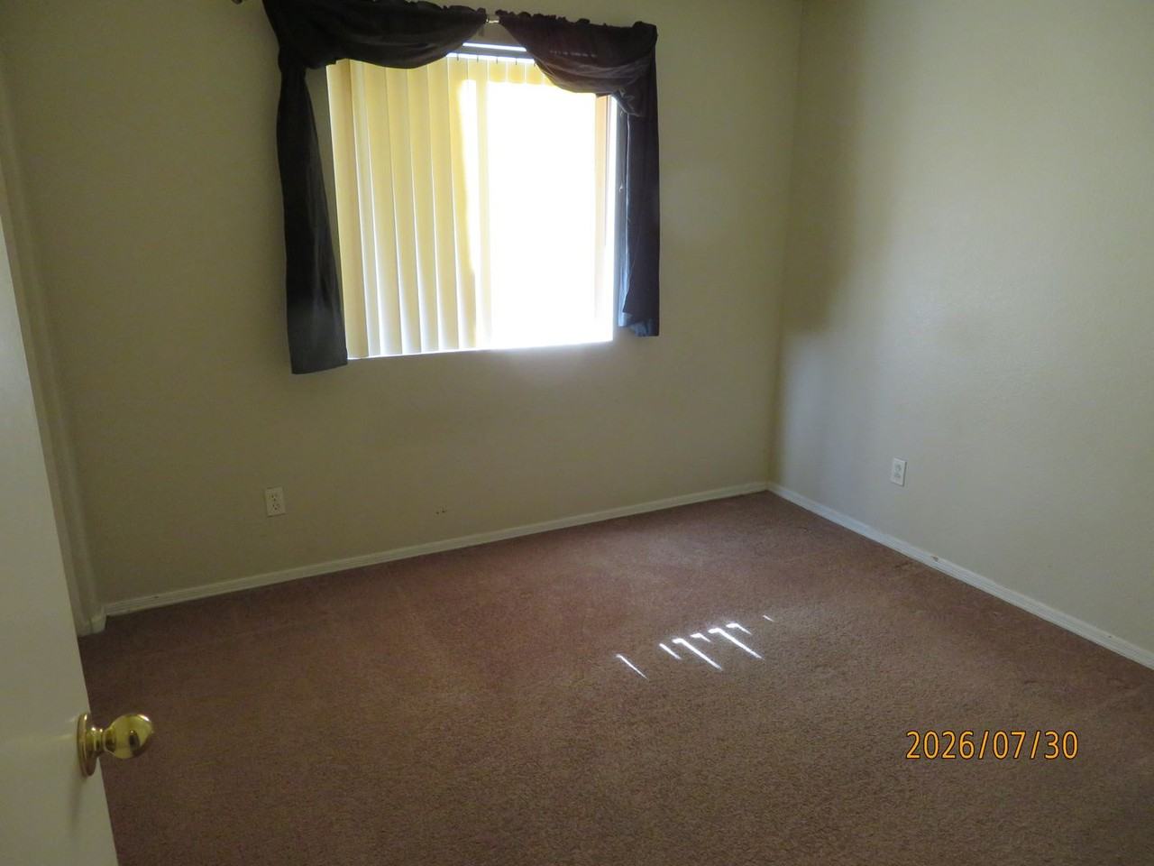 15446 W Gelding Dr - Photo 5 of 8