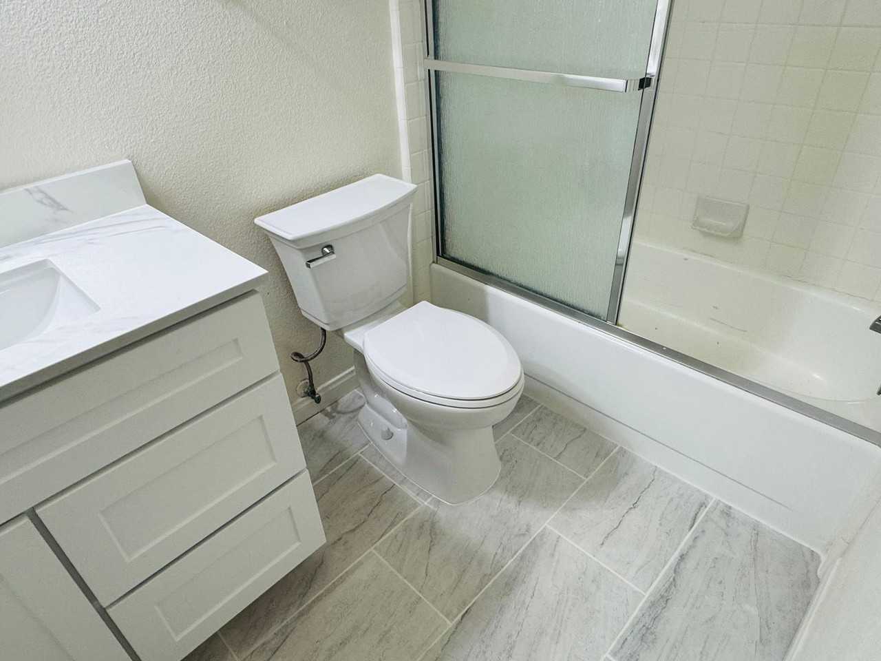 5344 Heather St - Photo 7 of 9