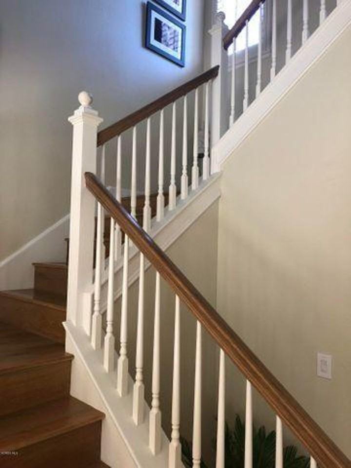 2792 Sandhurst Ave - Photo 6 of 9