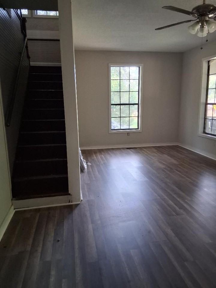 1116 Potter Ave - Photo 3 of 13
