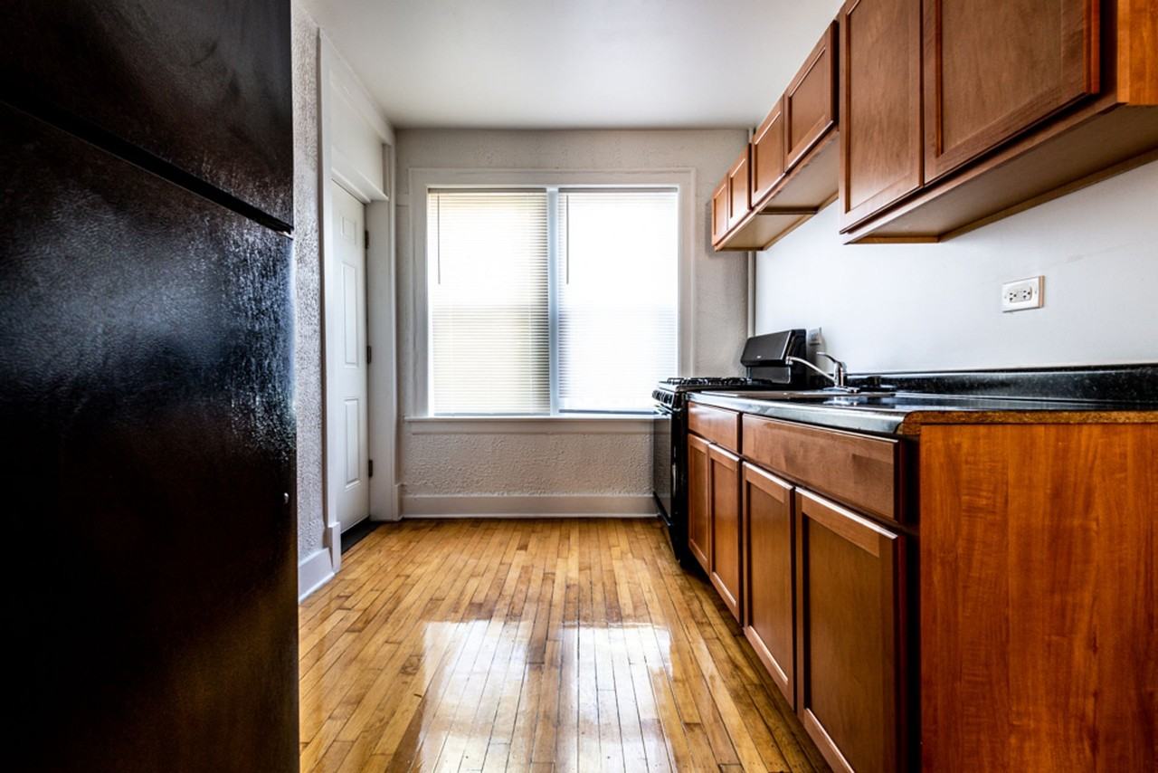 8057 S Laflin - Photo 2 of 18