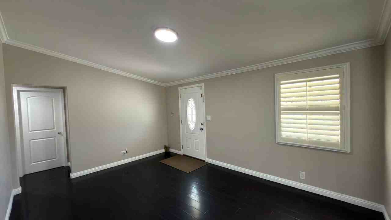 2130 Mountain Ave - Photo 4 of 46