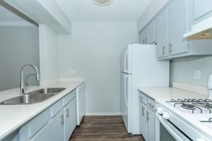 featured image of 3001 Hillcroft St