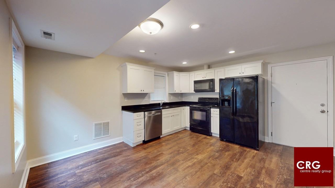 60 Holworthy St #7 - Photo 4 of 15