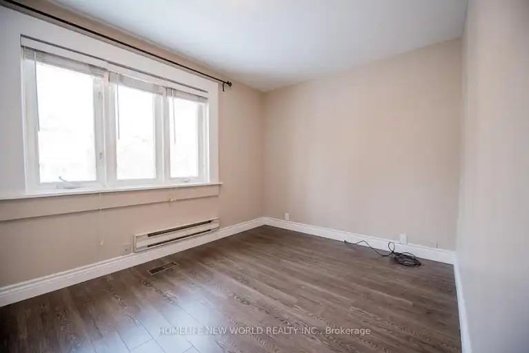 258 Kenilworth Ave #2 - Photo 4 of 8