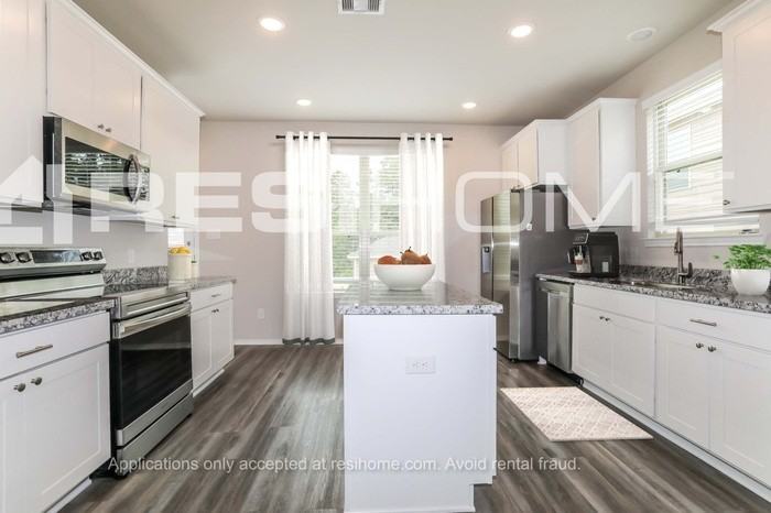 514 Mohawk Bnd - Photo 2 of 17