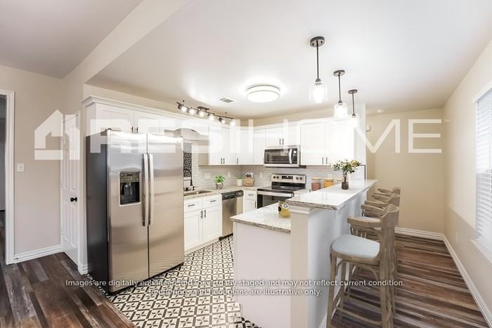 2719 Gertrude Ave - Photo 3 of 18