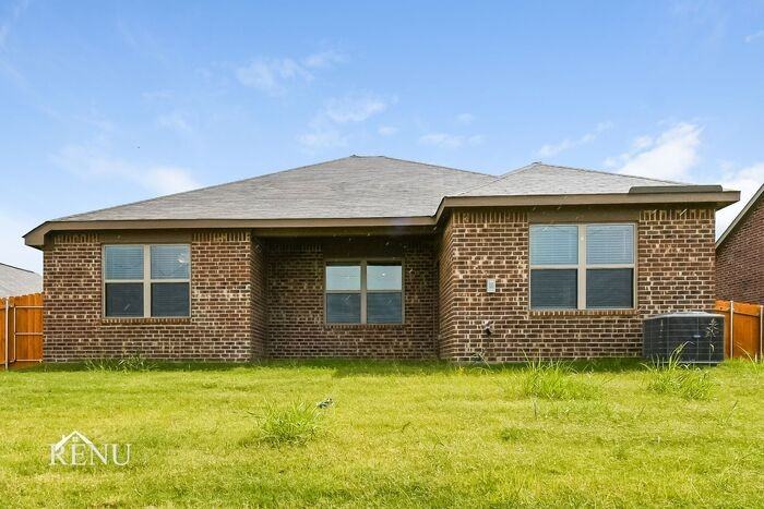 1136 Wheatfield Ln #1136WL - Photo 4 of 25