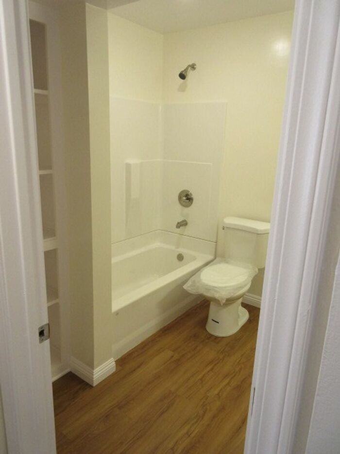 741 Shalimar Dr #B - Photo 3 of 15