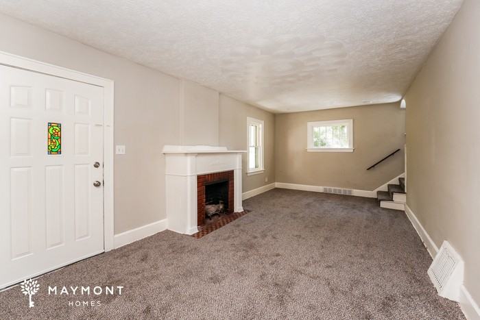 1420 Oakwood Ave - Photo 6 of 16