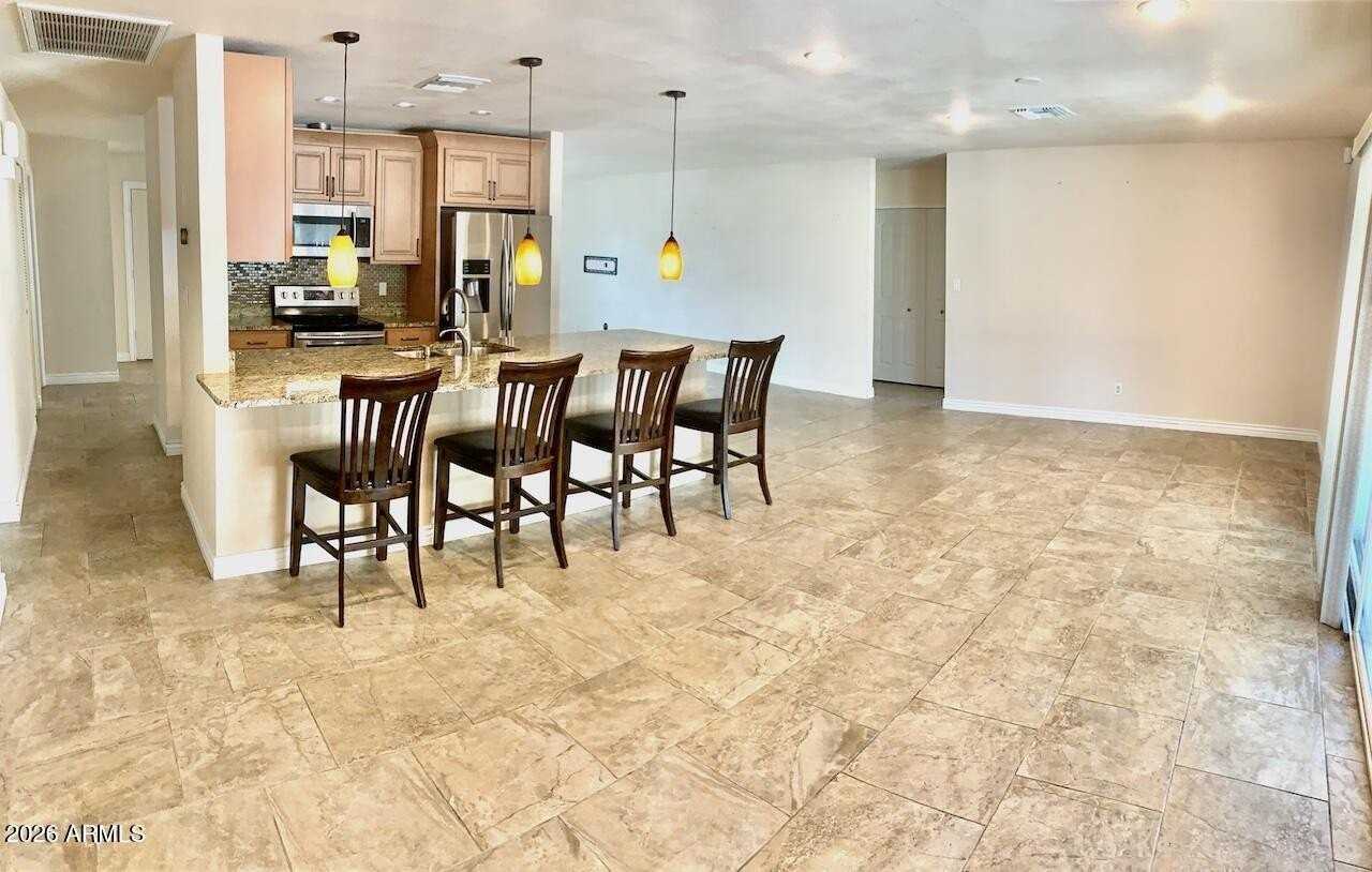15611 N 57th Ln - Photo 2 of 21