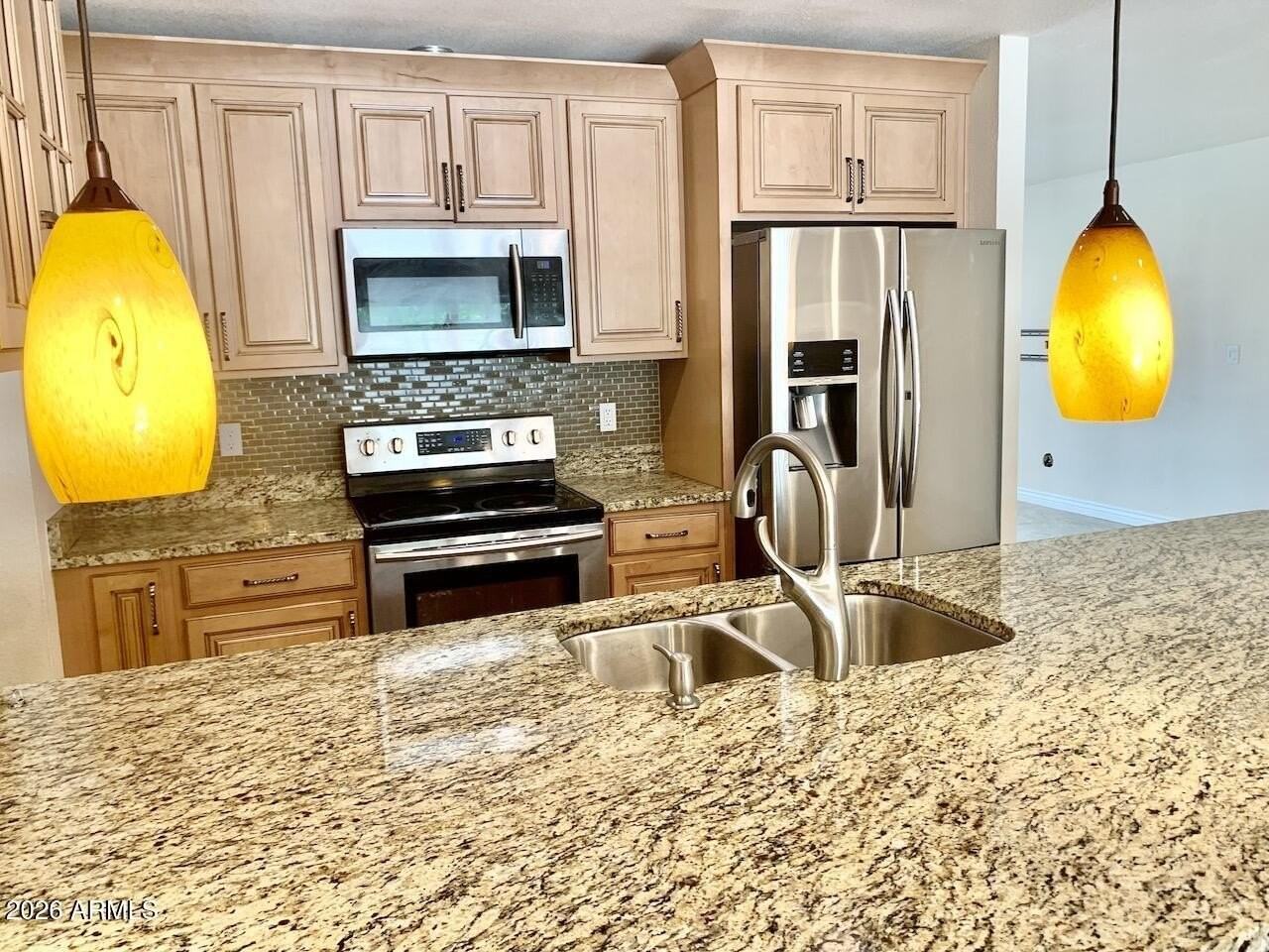 15611 N 57th Ln - Photo 7 of 21
