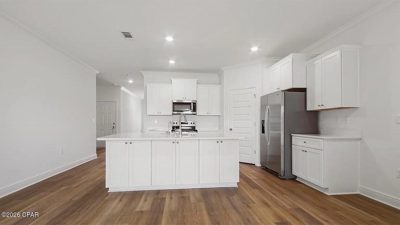 137 Holley Grove Ln - Photo 6 of 25